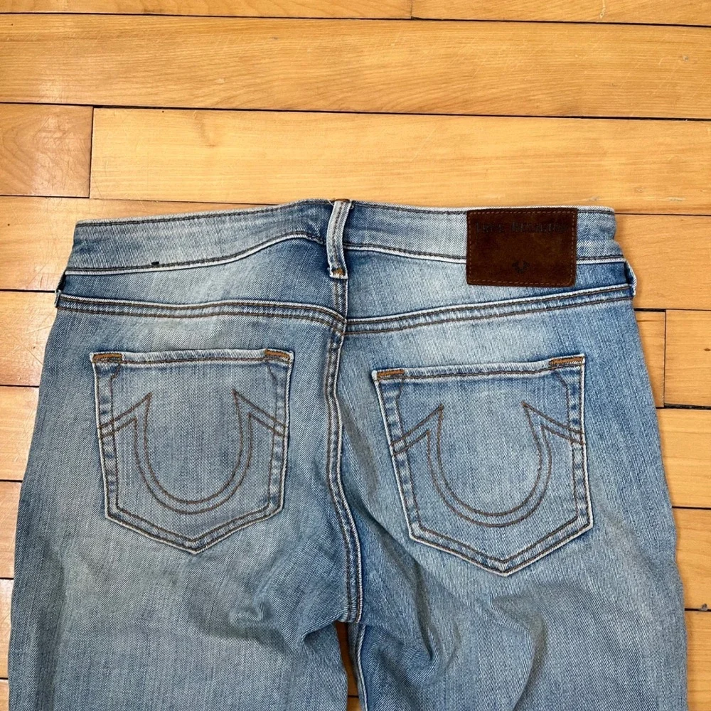 True Religion Halle Mid Rise Super Skinny Distressed Jeans Light Wash Blue 26 - Picture 11 of 11
